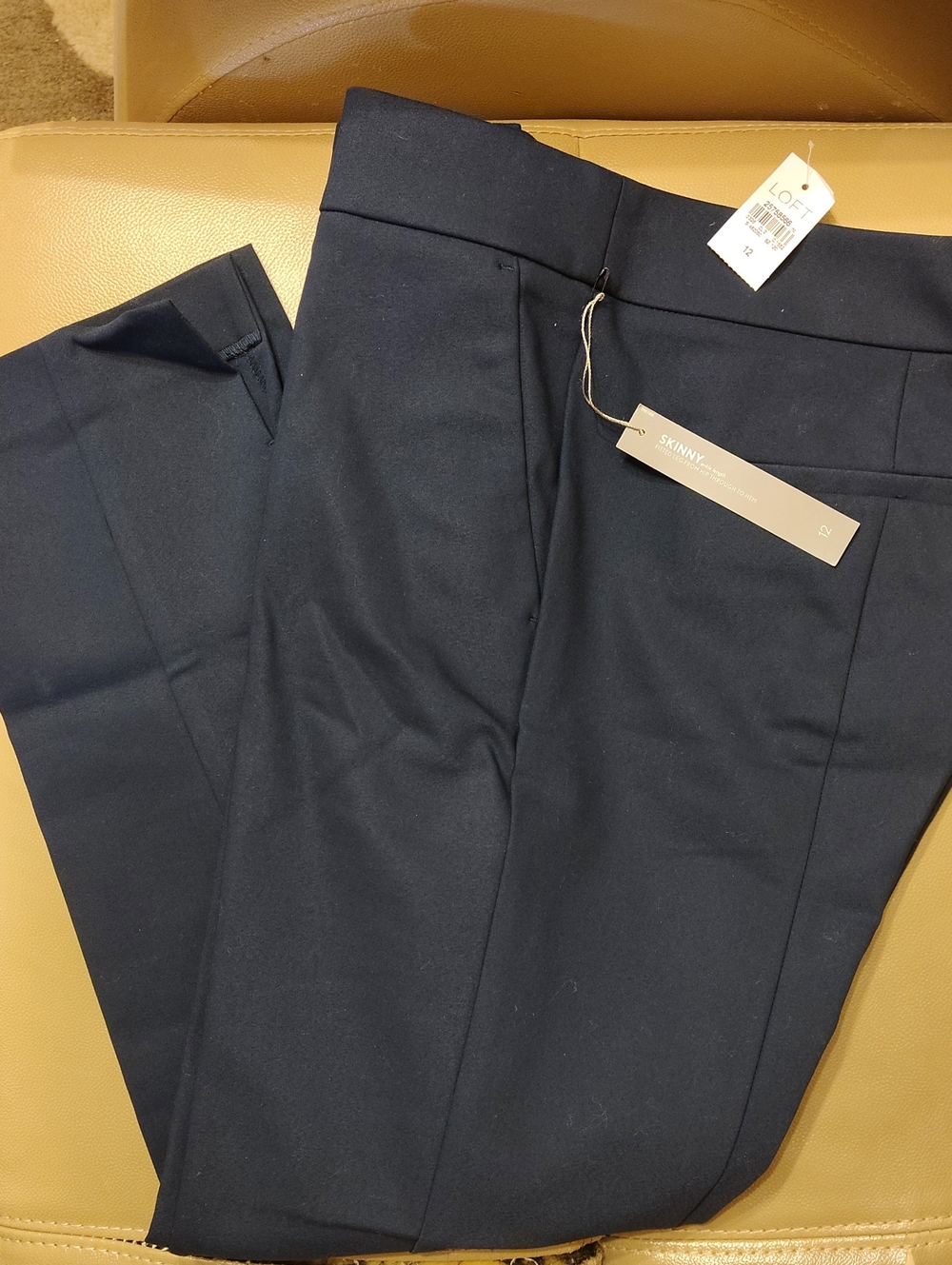 NWT LOFT SKINNY ANKLE  PANTS NAVY 12